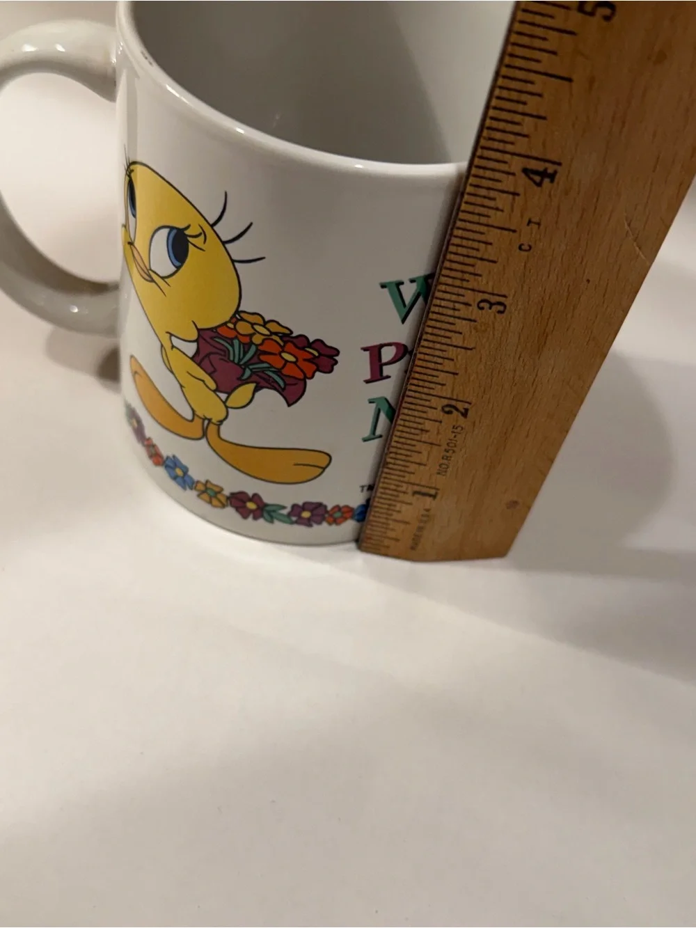 TWEETY BIRD MUG COFFEE CUP WORLD'S PRETTIEST MOM 2000 WARNER BROS GIFT FOR MOM